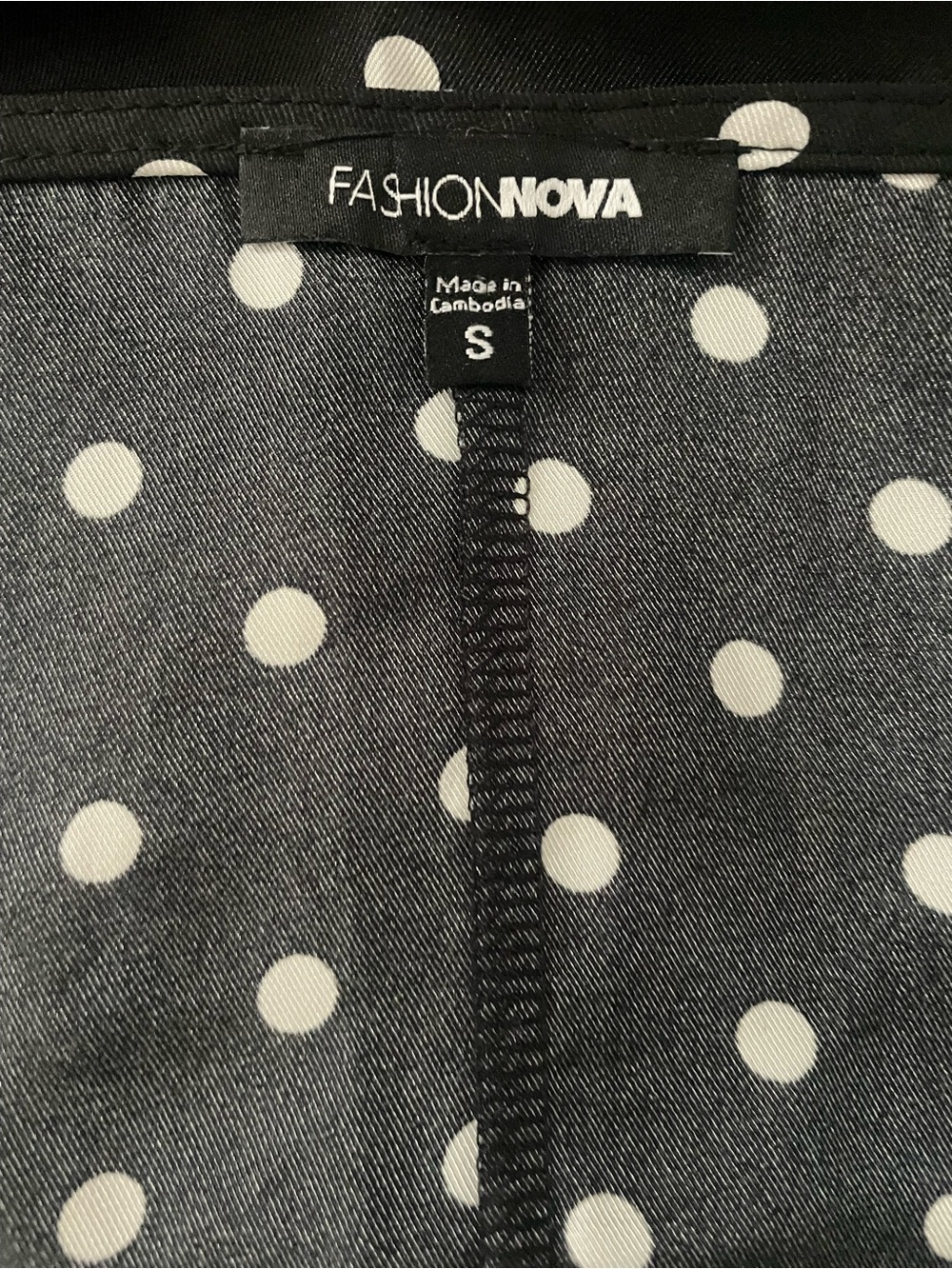Blouse Bundle Size S | Adrianna Papell & Fashion Nova Polka Dot Tops - Picture 8 of 9